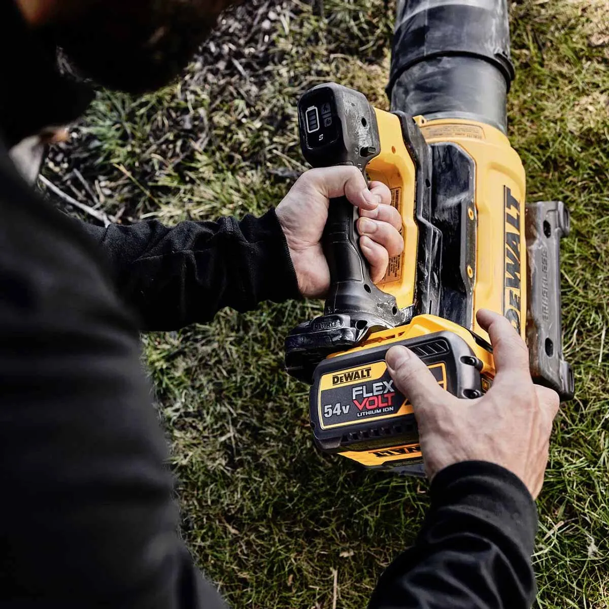 Dewalt DCMBL777N-XJ 54V XR FlexVolt Brushless Axial Blower with 1 x 6.0Ah Battery & Charger