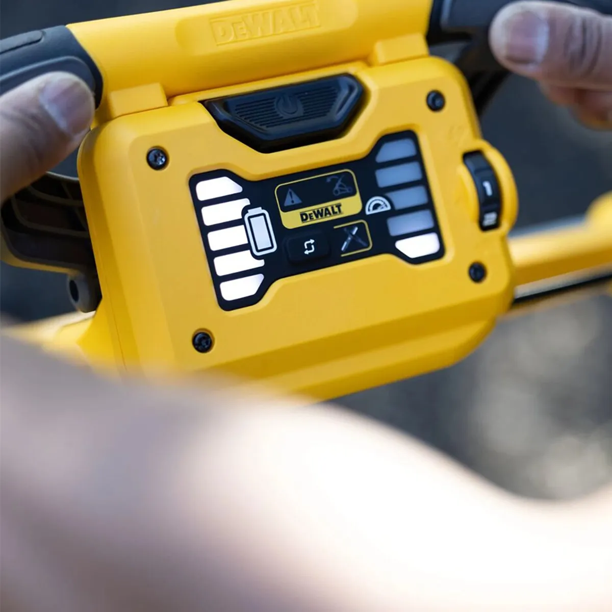 Dewalt DCMWSP550N-XJ 54V XR Flexvolt Brushless 53cm Self-Propelled Lawn Mower Body Only