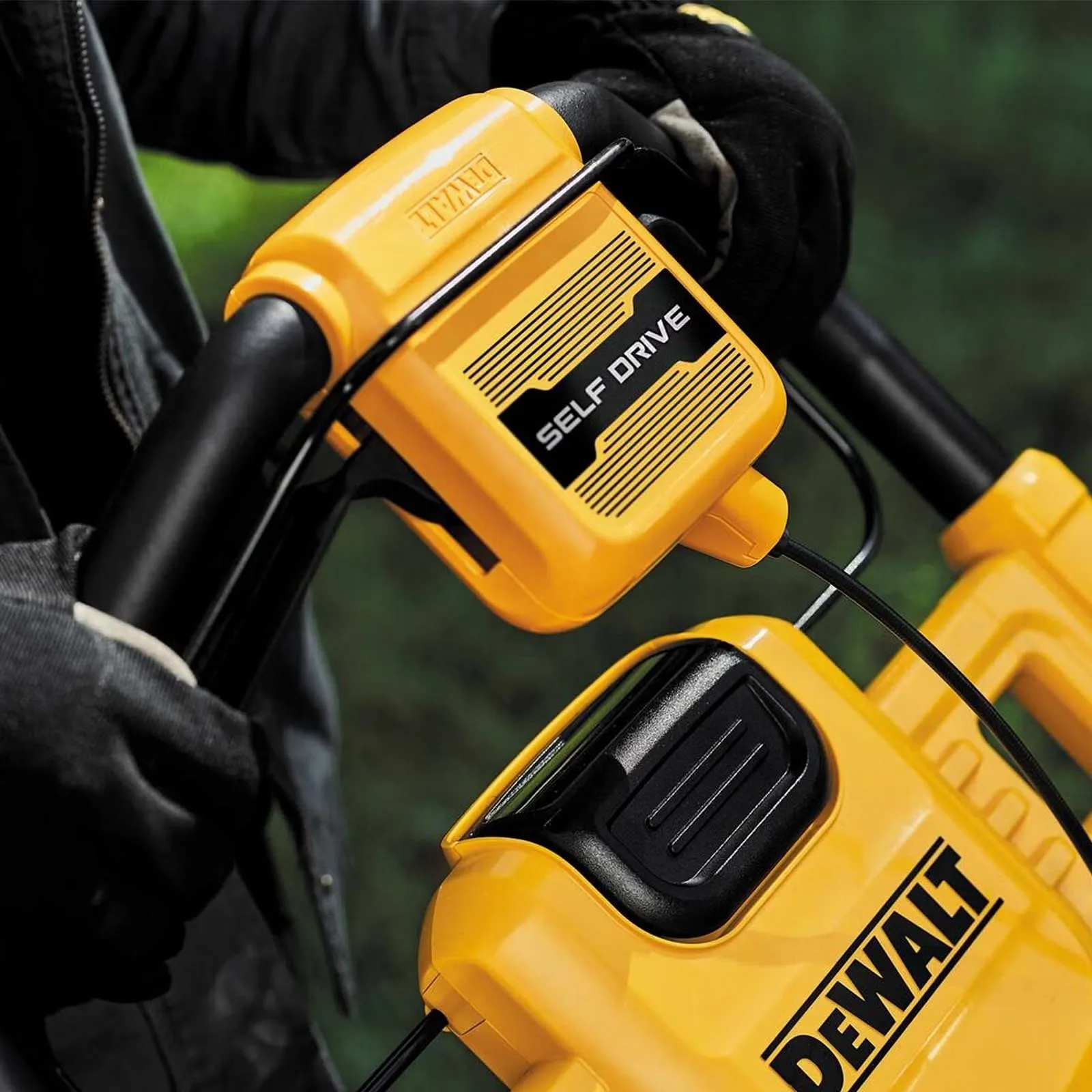 DeWalt DCMWSP564N-XJ 36V XR Brushless Powerful Cordless 53cm Self-Propelled Lawnmower Body Only