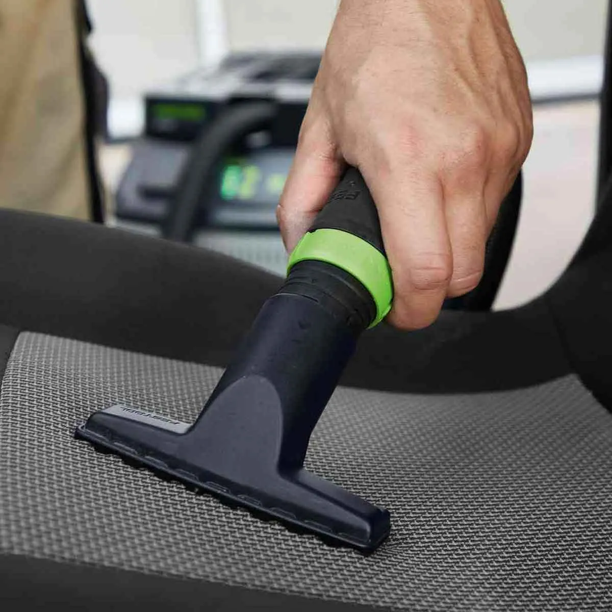 Festool CT 25 E 230V GB Mobile Dust Extractor - 577532 With Compact Cleaning Set 577257