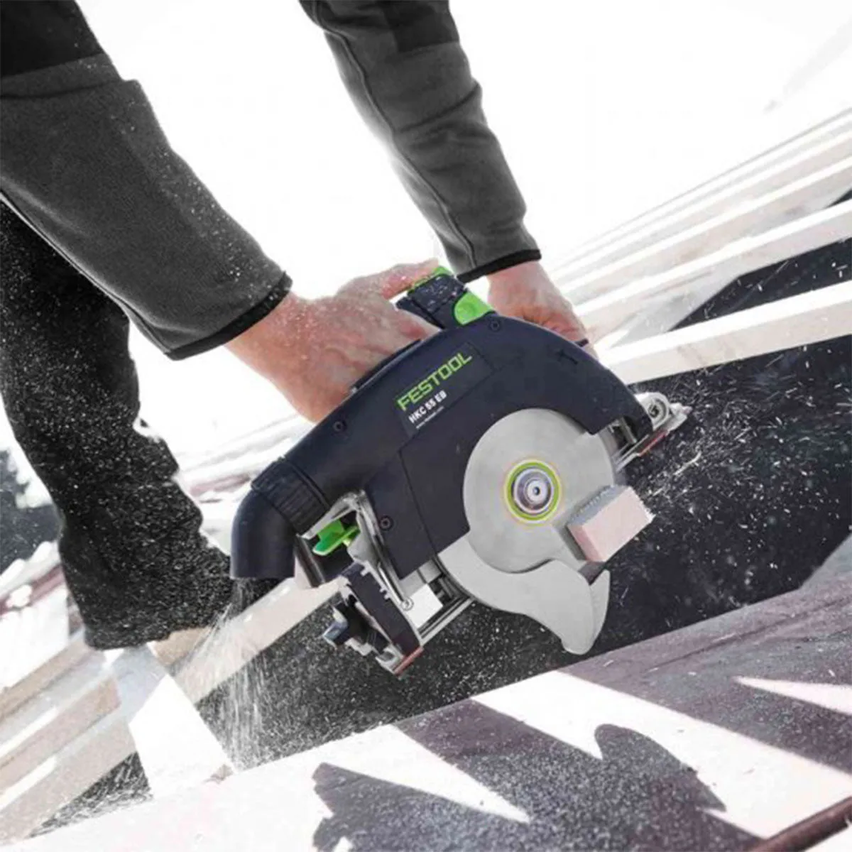 Festool HKC 55 EB-Basic-5.0 18V Brushless 160mm Circular Saw - 577034 With 1 x 5.0Ah Battery. Charger & 670mm Guide Rail