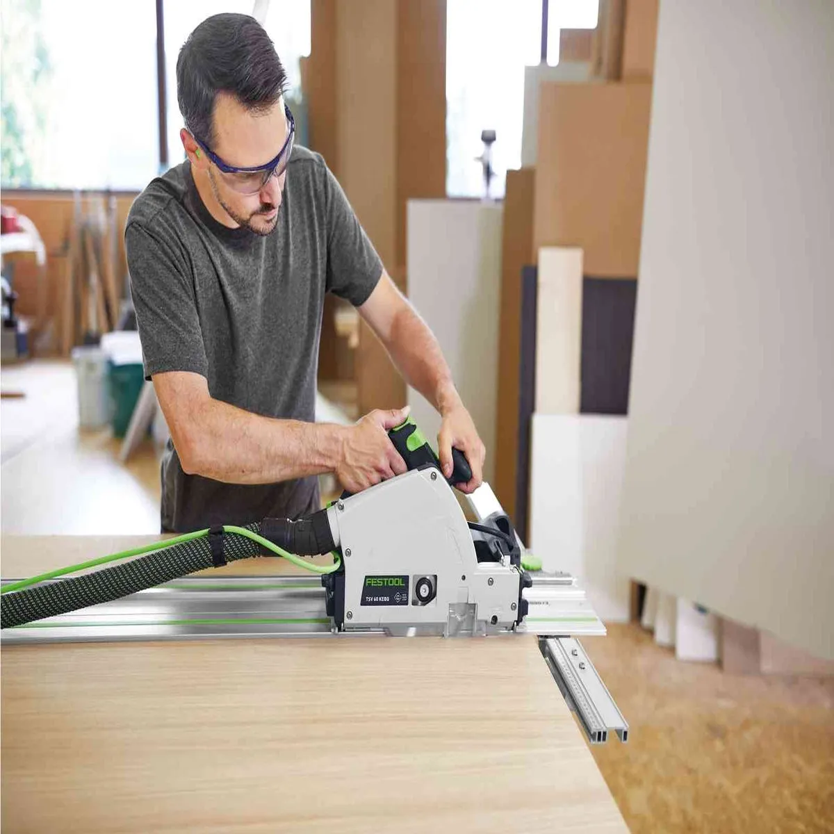 Festool TSV 60 KEBQ-Plus 230V GB Circular Plunge-Cut Saw - 576733 With Mobile Dust Extractor 574835