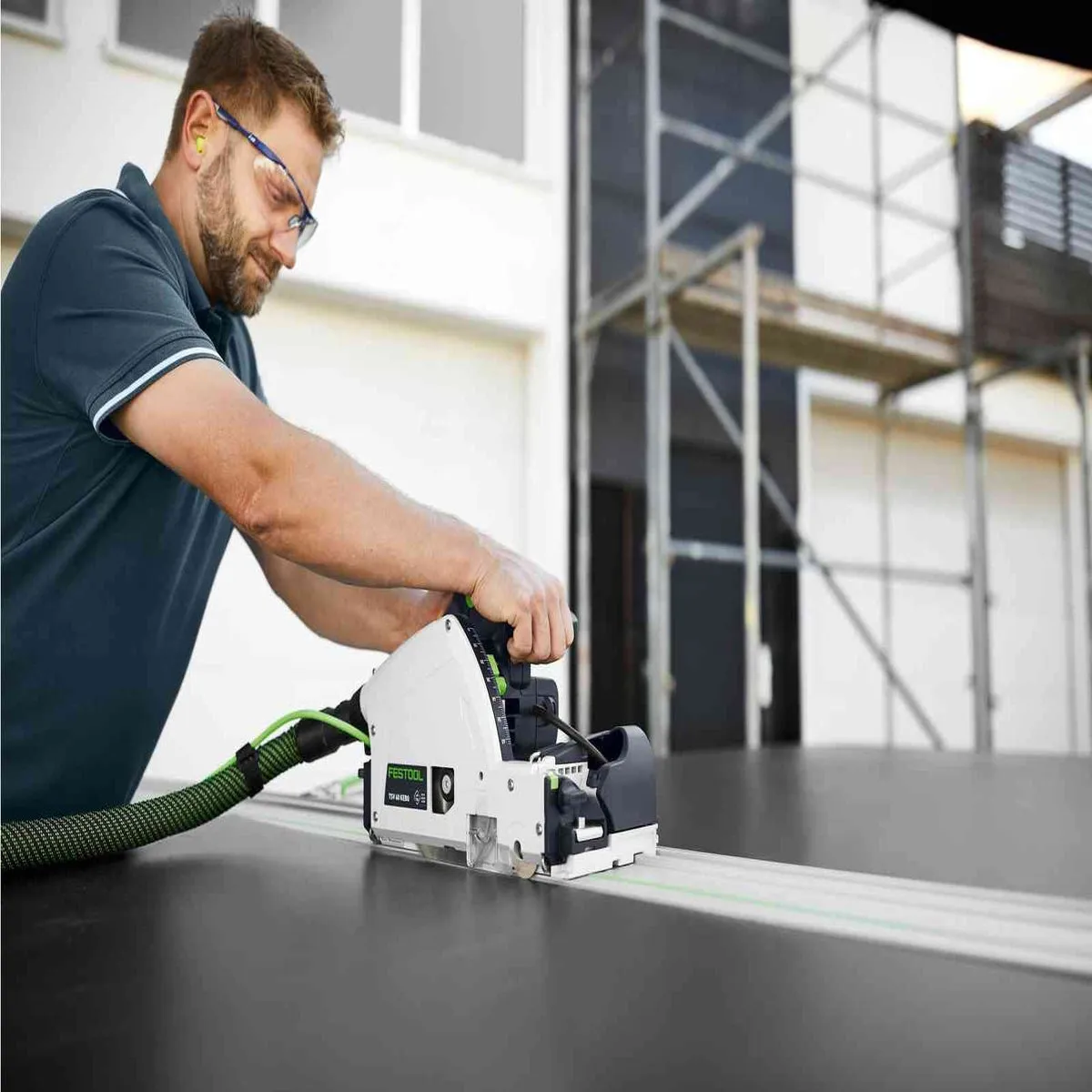 Festool TSV 60 KEBQ-Plus 230V GB Circular Plunge-Cut Saw - 576733 With Mobile Dust Extractor 574835