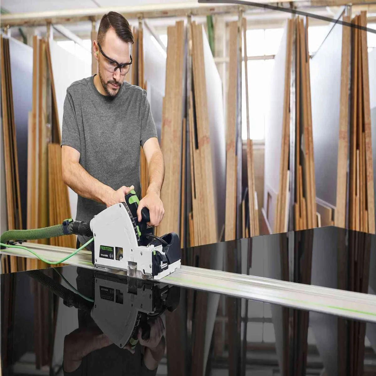 Festool TSV 60 KEBQ-Plus 230V GB Circular Plunge-Cut Saw - 576733 With Mobile Dust Extractor 574835