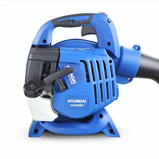 Hyundai HYBV2600X 26cc 3-in-1 Petrol Leaf Blower. Garden Vac & Shredder