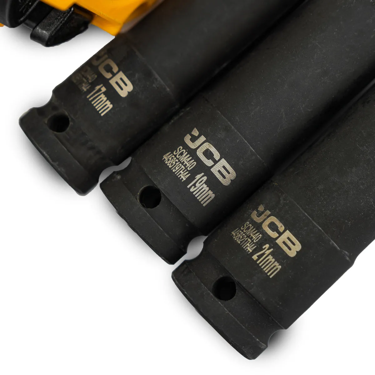 JCB RP9510-KIT  Square Drive Air Impact Wrench with Socket Set. 1450Nm Max Working Torque