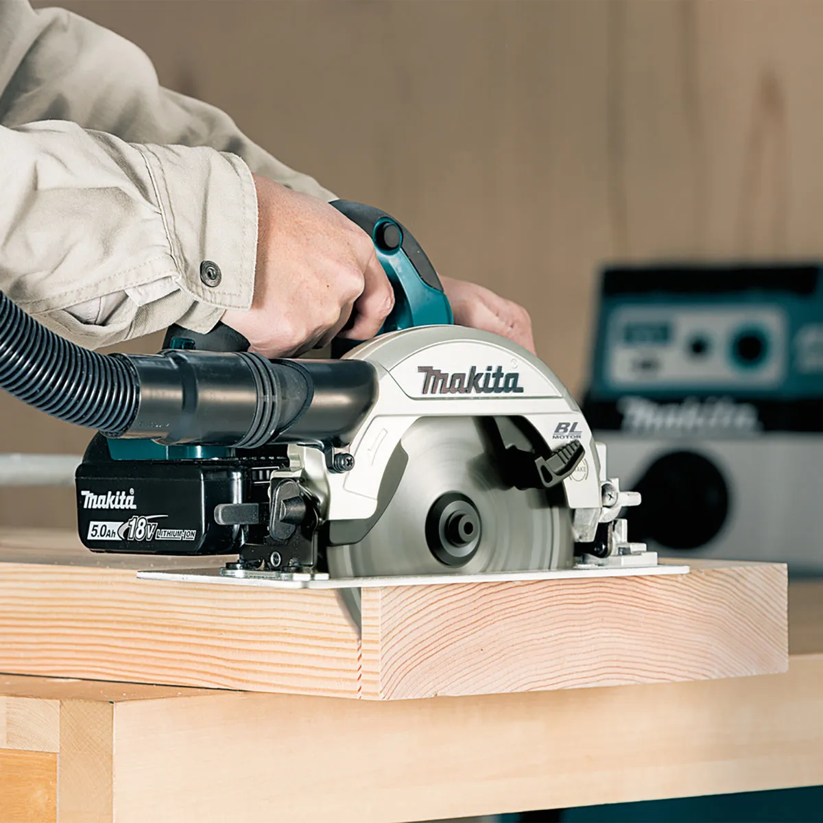 Makita DHS660Z 18V LXT Brushless 165mm Circular Saw Body Only