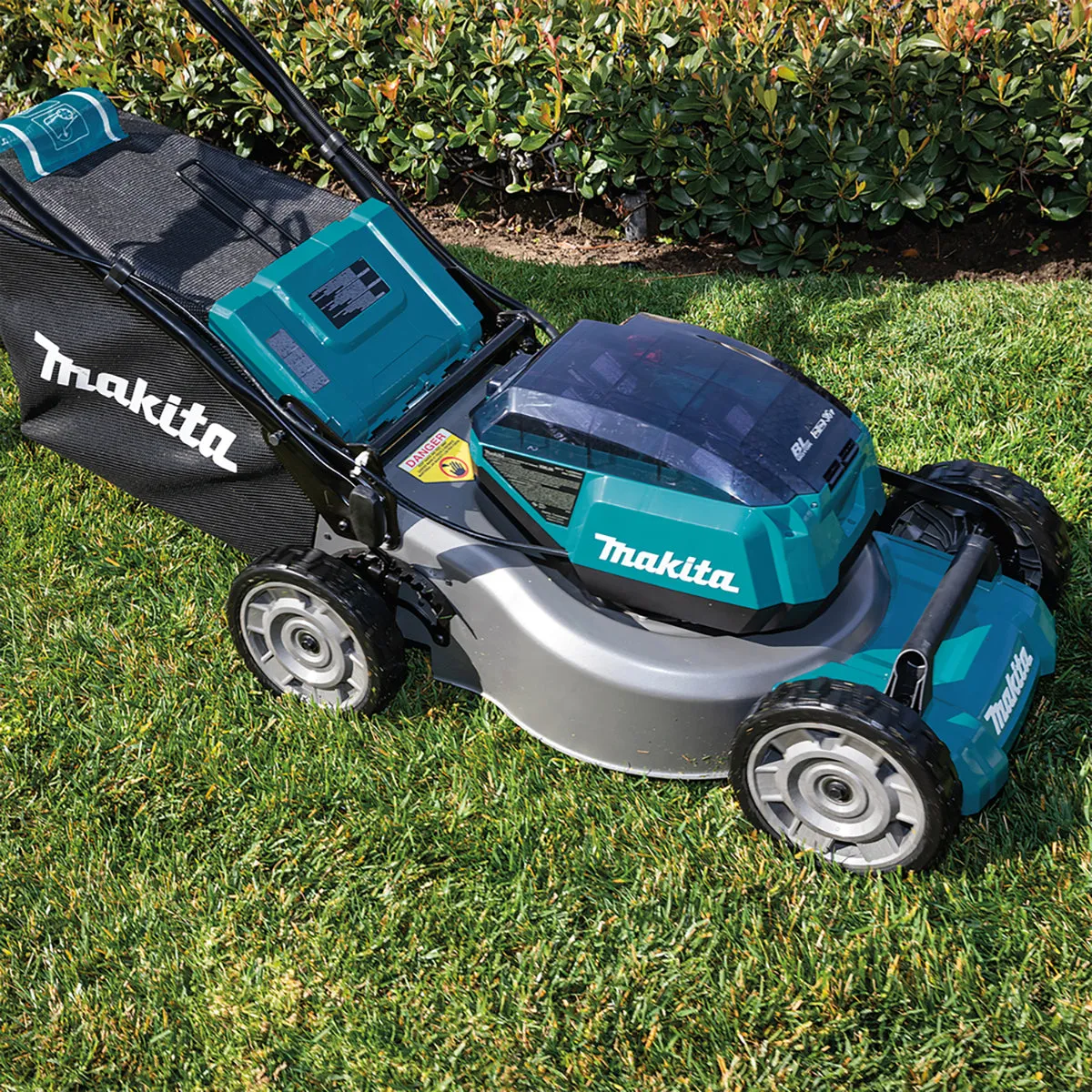 Makita DLM462Z 36V LXT Brushless 46cm Self-Propelled Lawn Mower Body Only