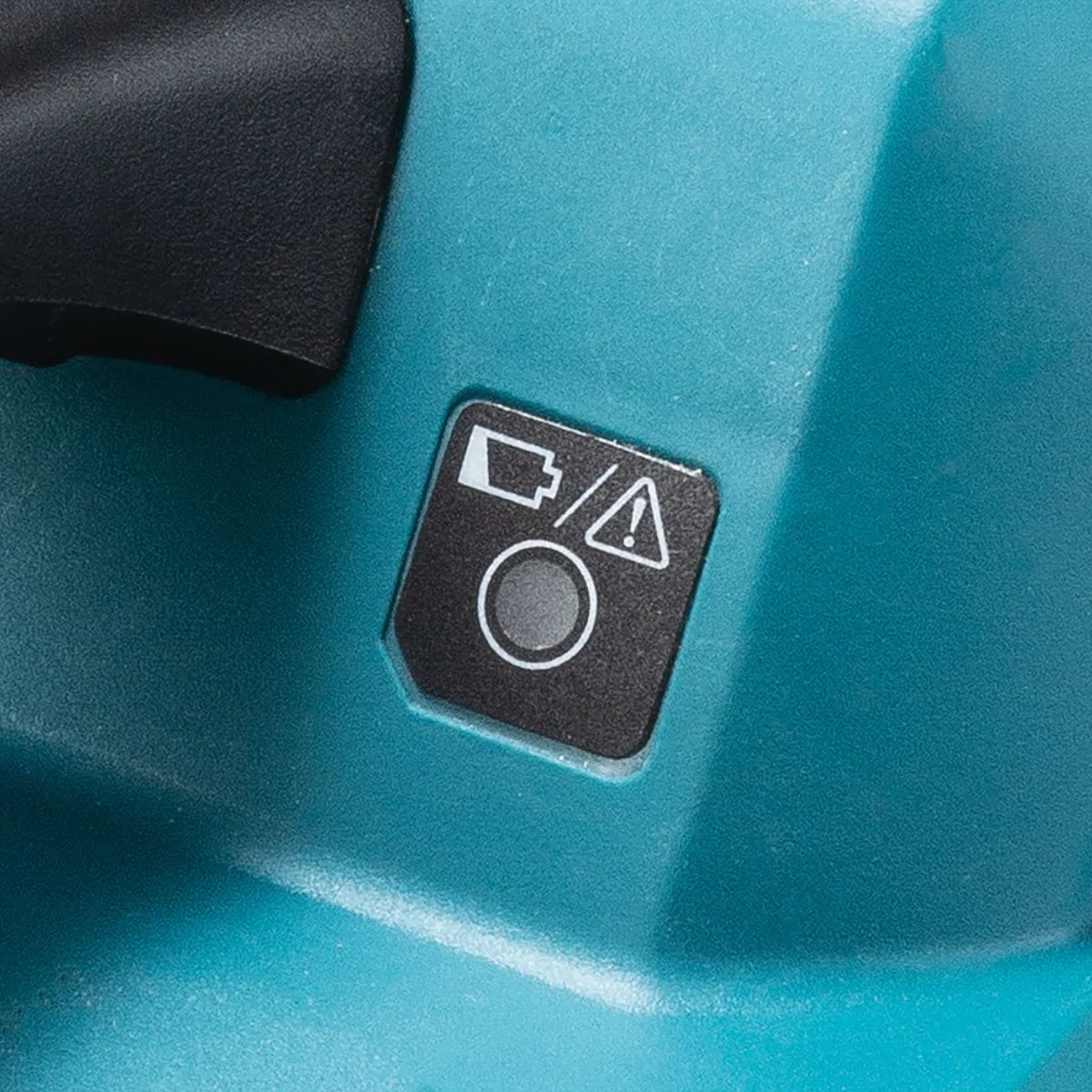 Makita LM004GM103 40Vmax XGT Brushless 430mm (17) Lawn Mower With 1 x 4.0Ah Battery & Charger
