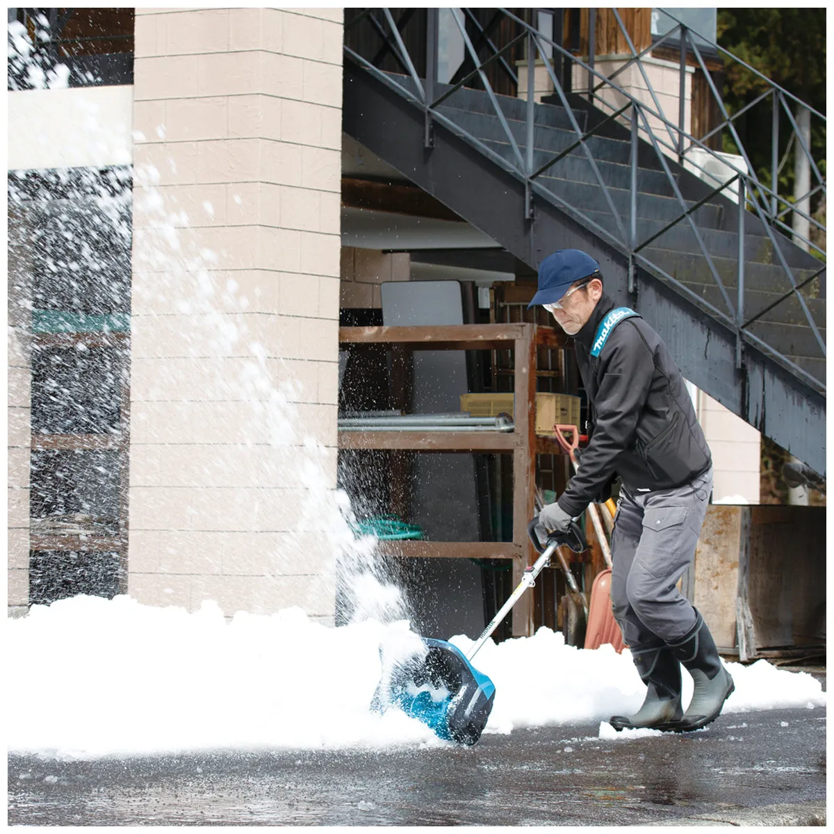 Makita SN400MP Snow Blower Attachment Powerful. Easy-to-Use & Durable Winter Tool