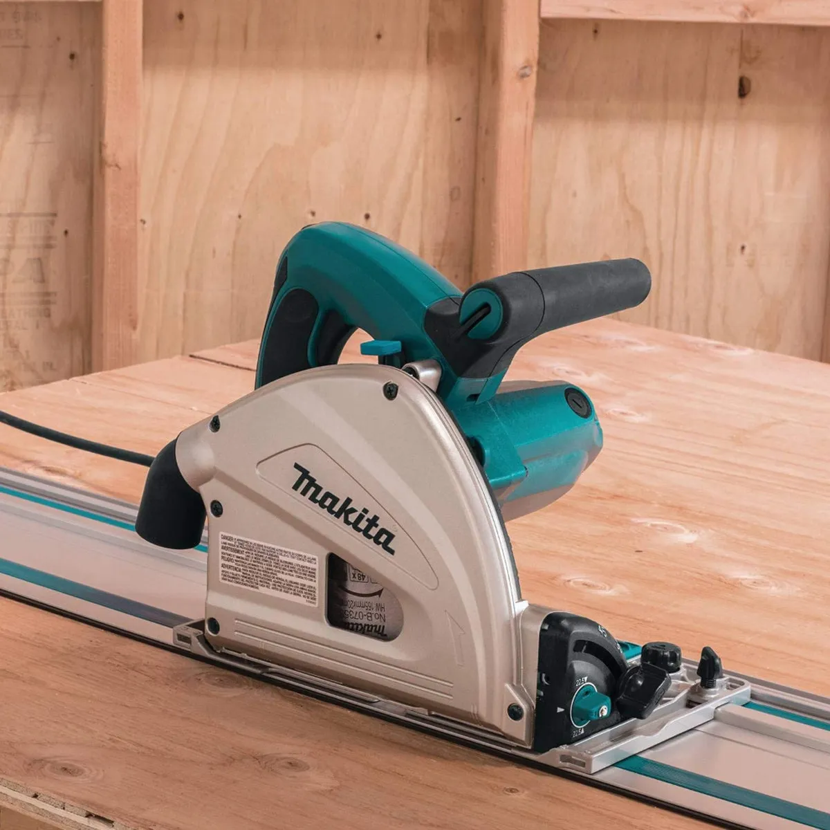 Makita SP6000J2 165mm Plunge Cut Saw 240V With Case Item Condition Seller Refurbished