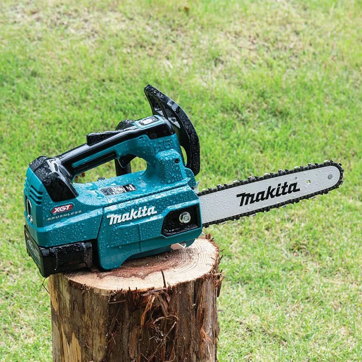 Makita UC003GZ 40V Max XGT 300mm/12 Brushess Chainsaw Body Only