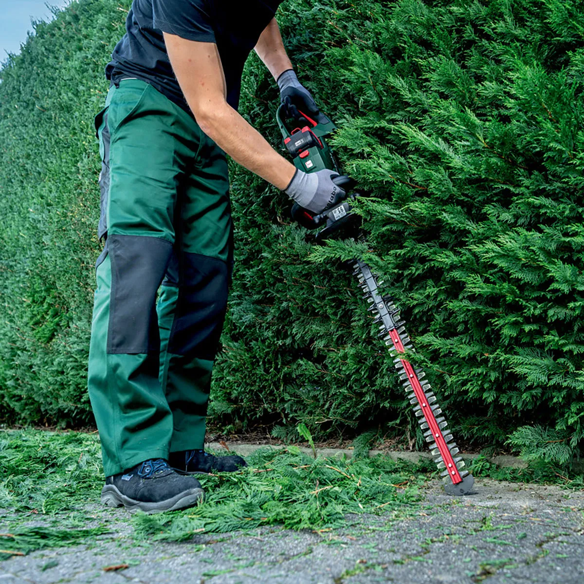 Metabo HS 18 LTX BL 65 18V Brushless 65cm Hedge Trimmer with 1 x 5.2Ah Battery & Charger