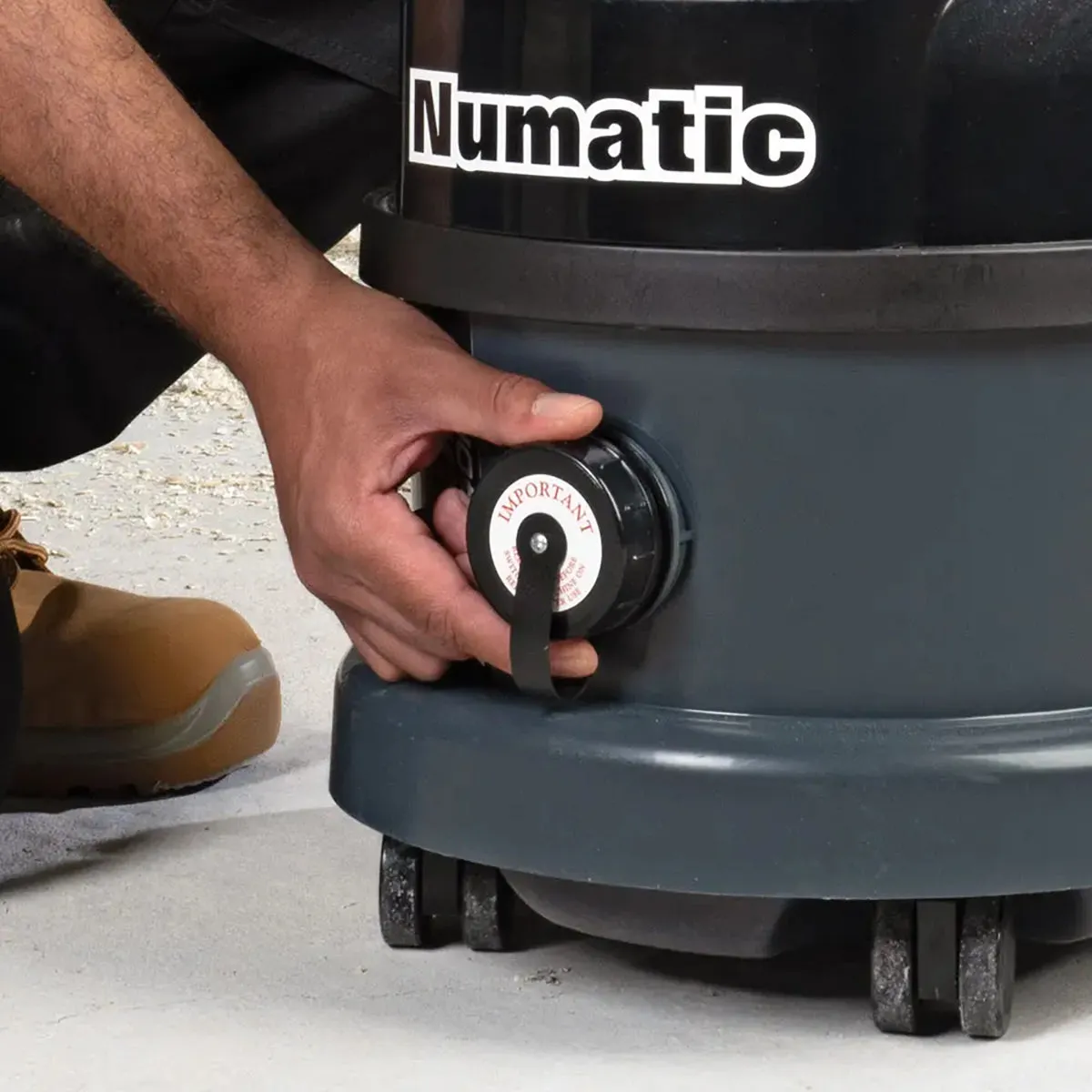 Numatic TradeLine TRM240 M-Class 9L Vacuum Cleaner 240V