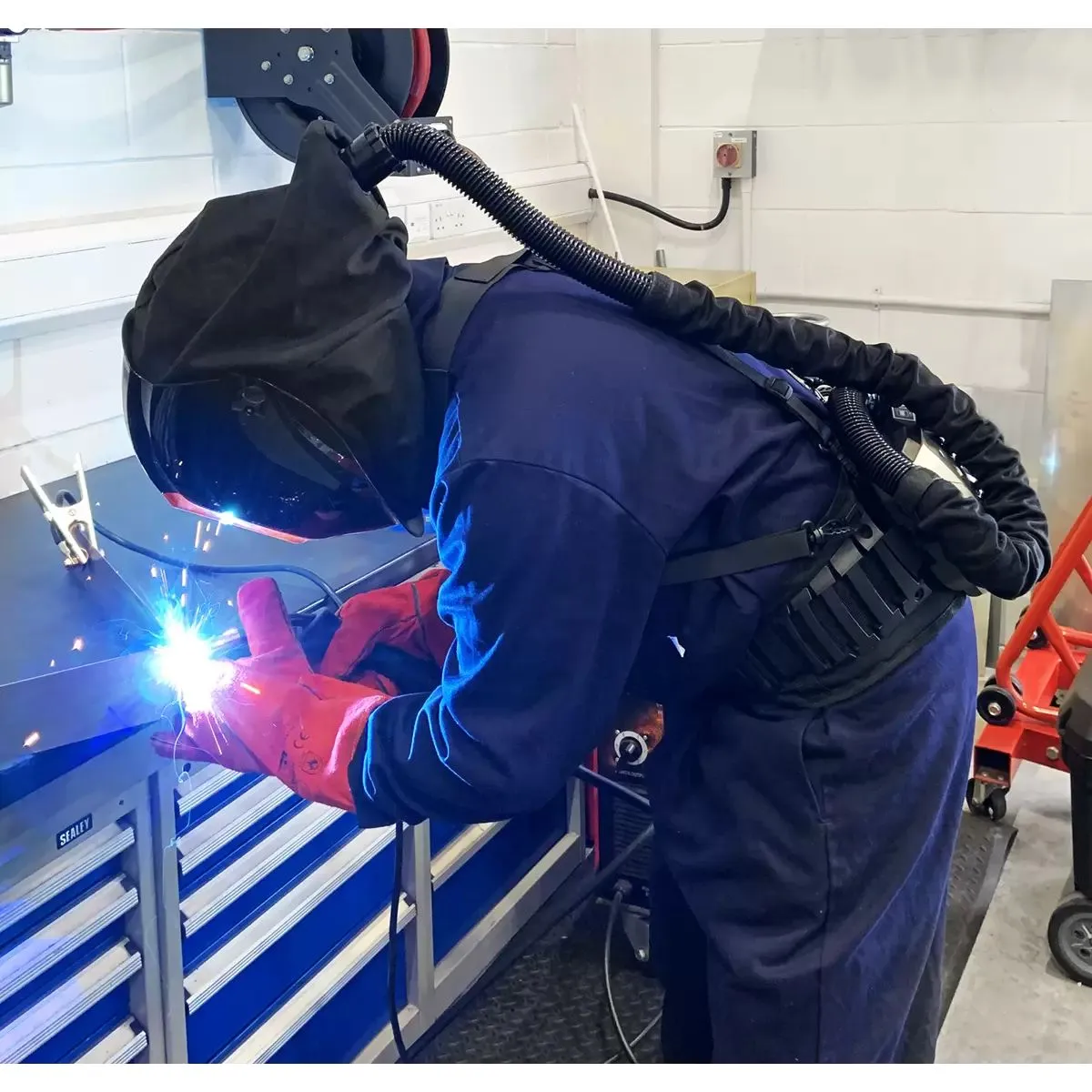 Sealey PWH615 Welding Helmet with Air Purifying Respirator Auto Darkening